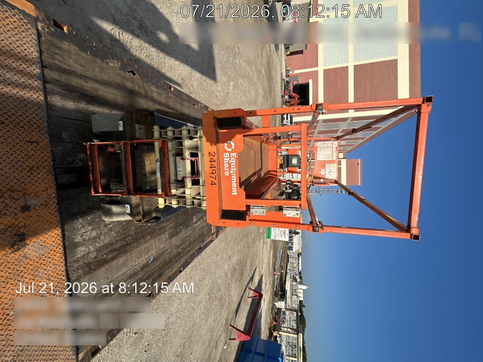 2022 JLG ES2632