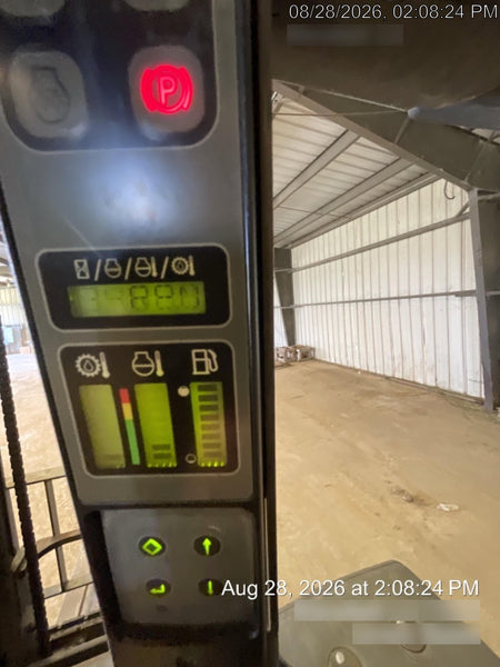 2019 CASE 588H