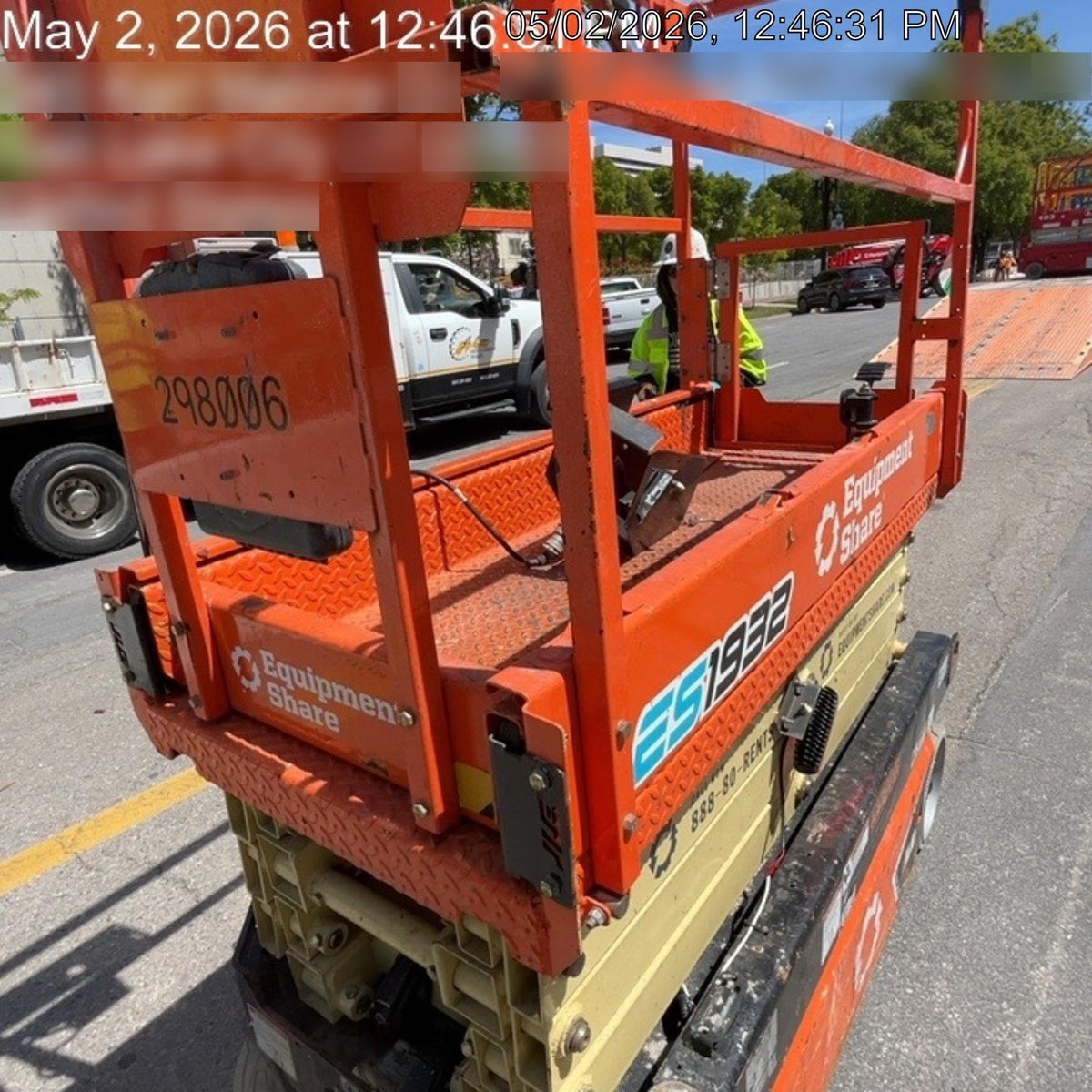 2023 JLG ES1932