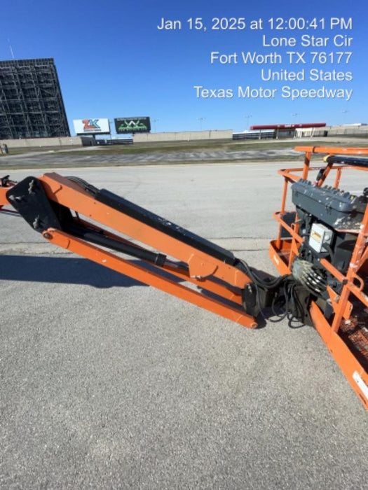 2016 JLG 660SJ