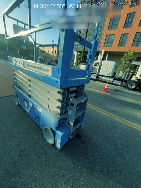 2022 GENIE GS-3232