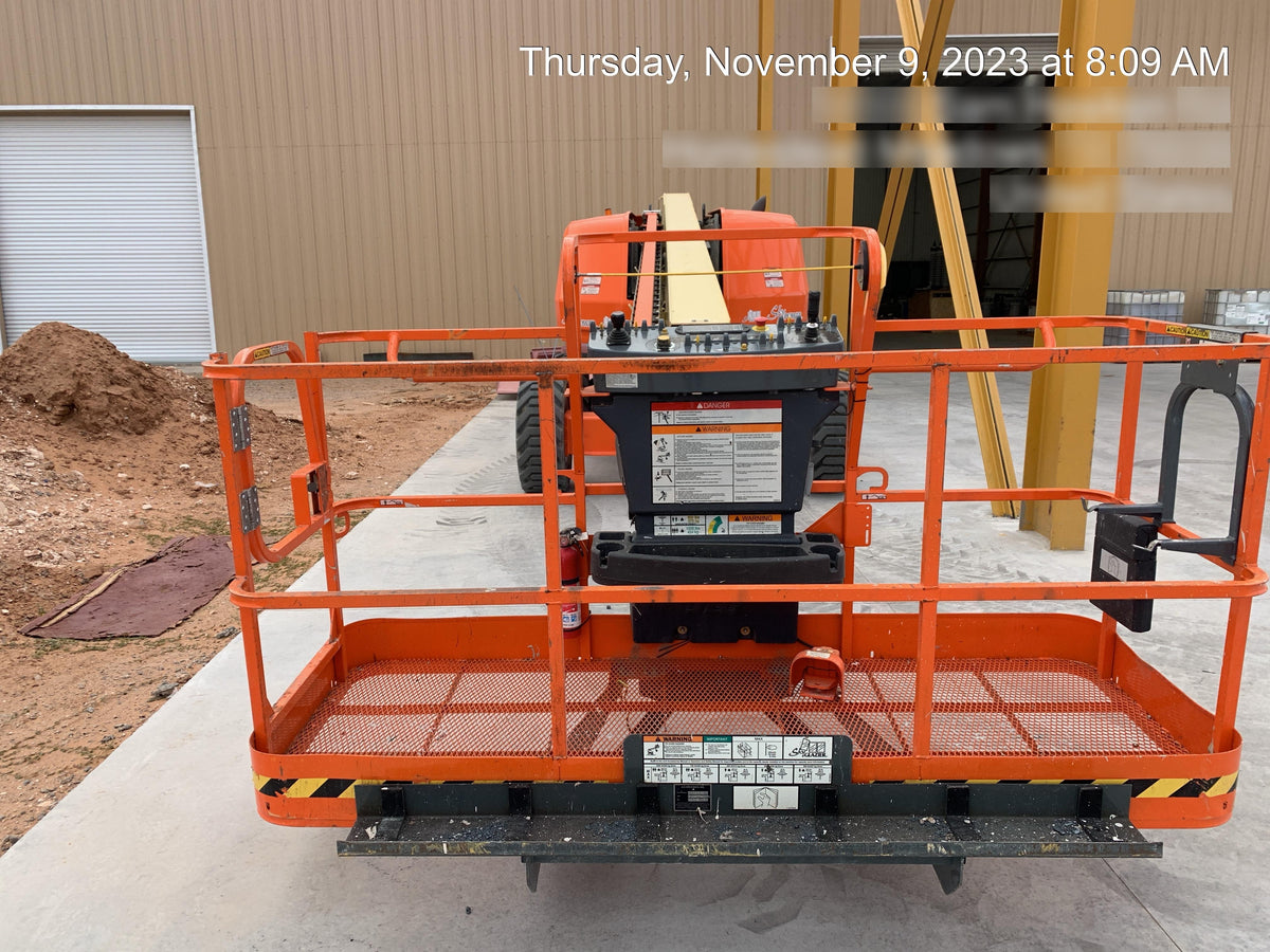 2022 JLG 600S