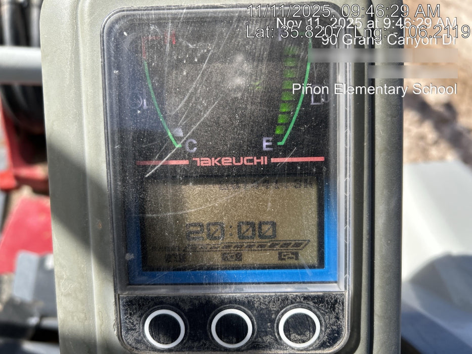 2021 TAKEUCHI TB235-2R