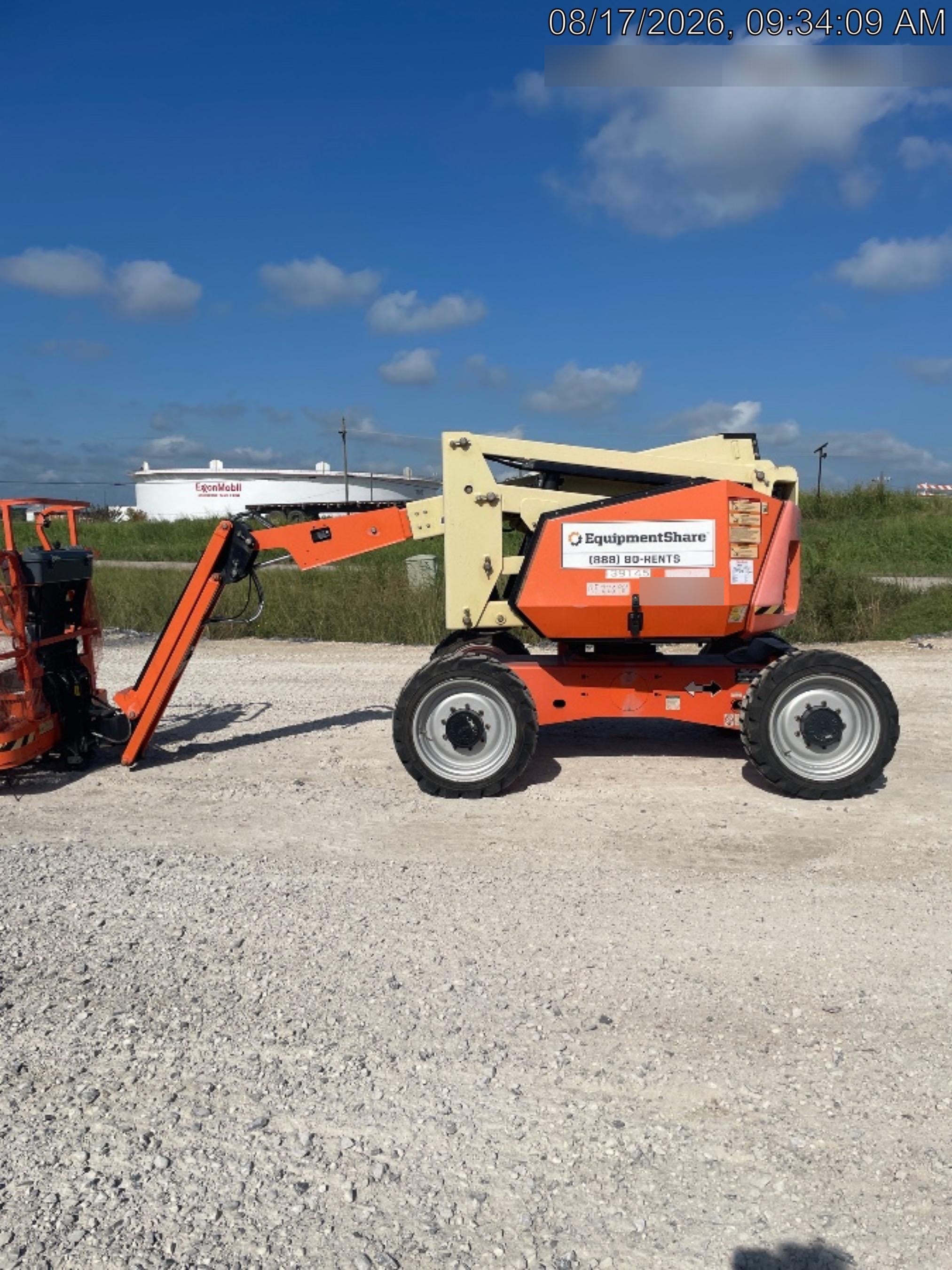 2021 JLG 340AJ