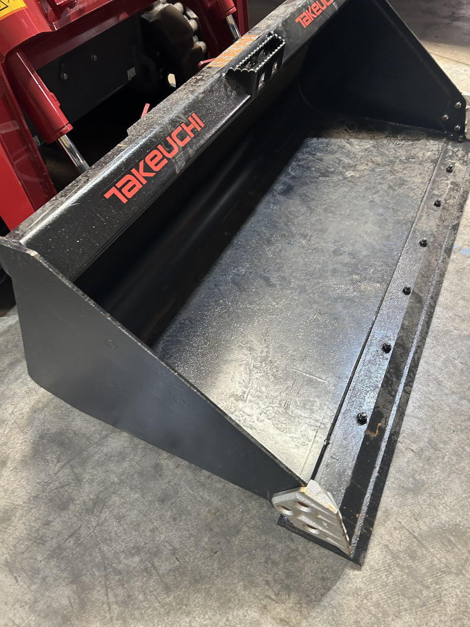 2025 TAKEUCHI 76" Smooth Bucket - Takeuchi