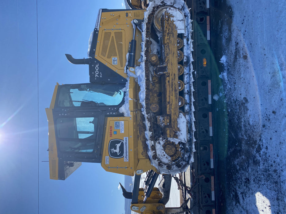 2020 JOHN DEERE 700L