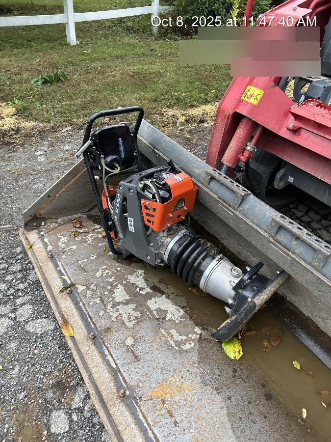 2024 HUSQVARNA LT6005
