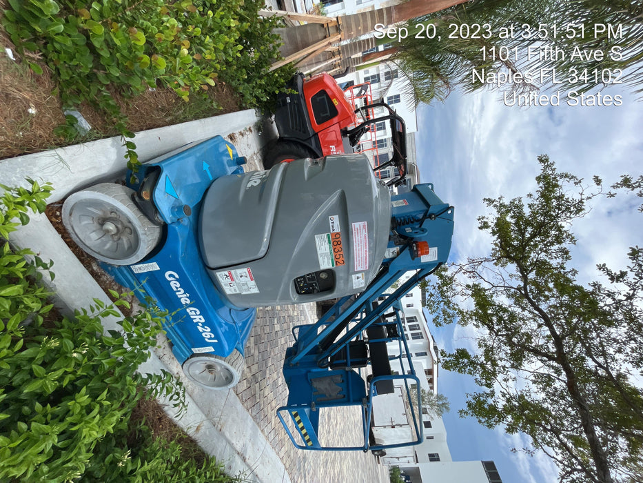 2020 GENIE GR-26J