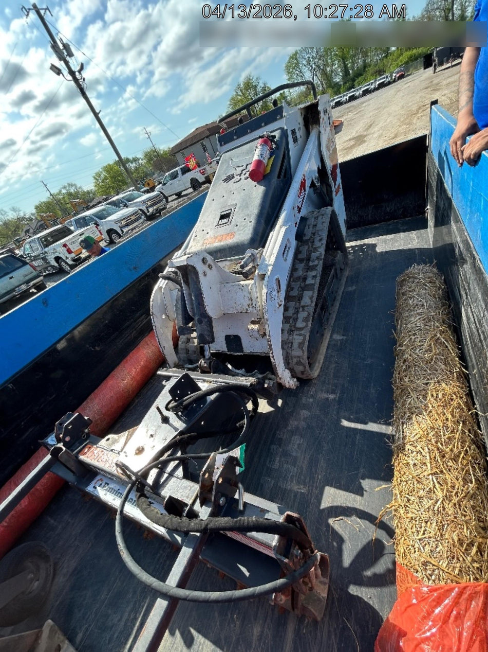 2020 PALADIN D4M - Mini Skid Steer