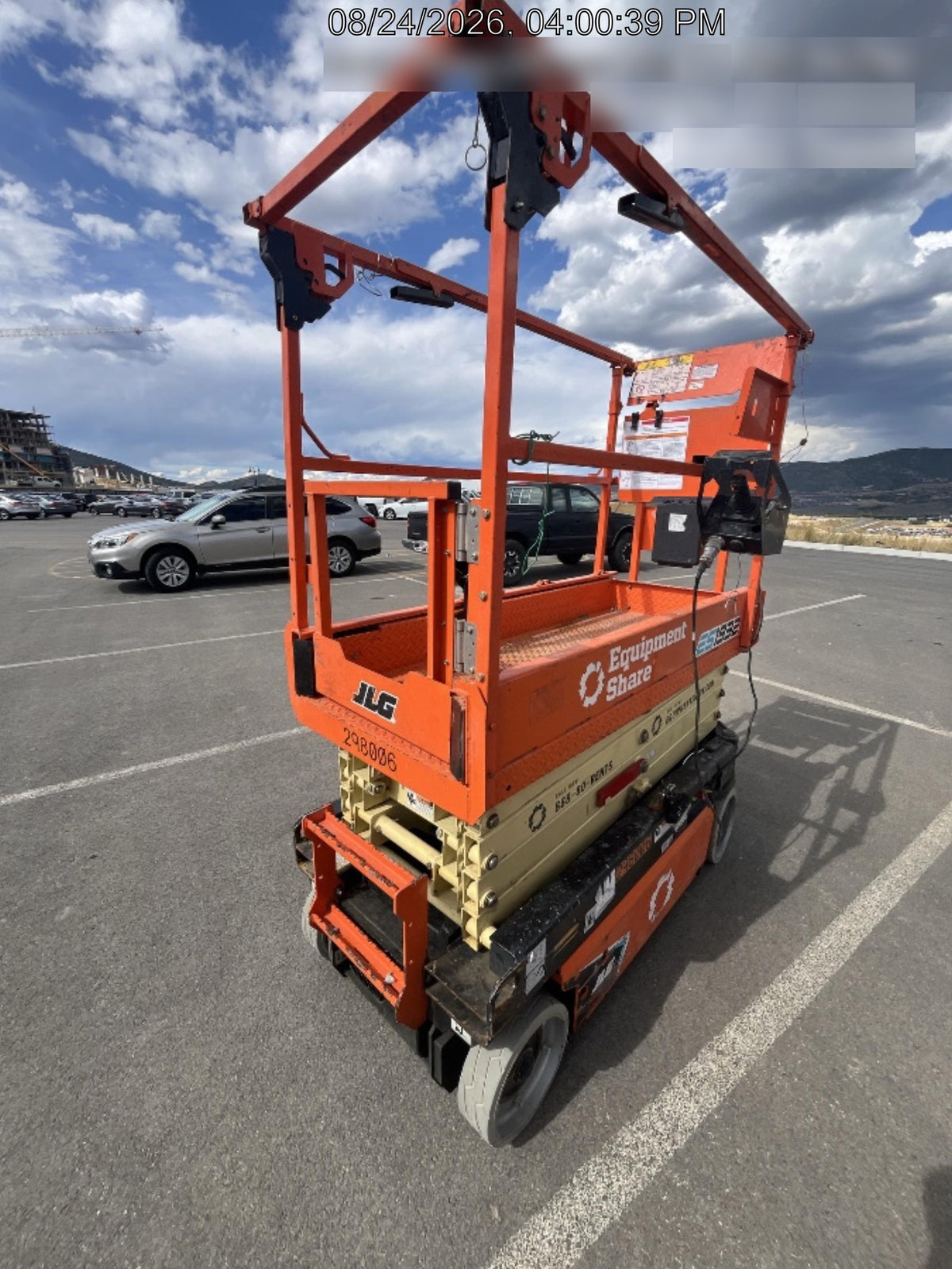 2023 JLG ES1932