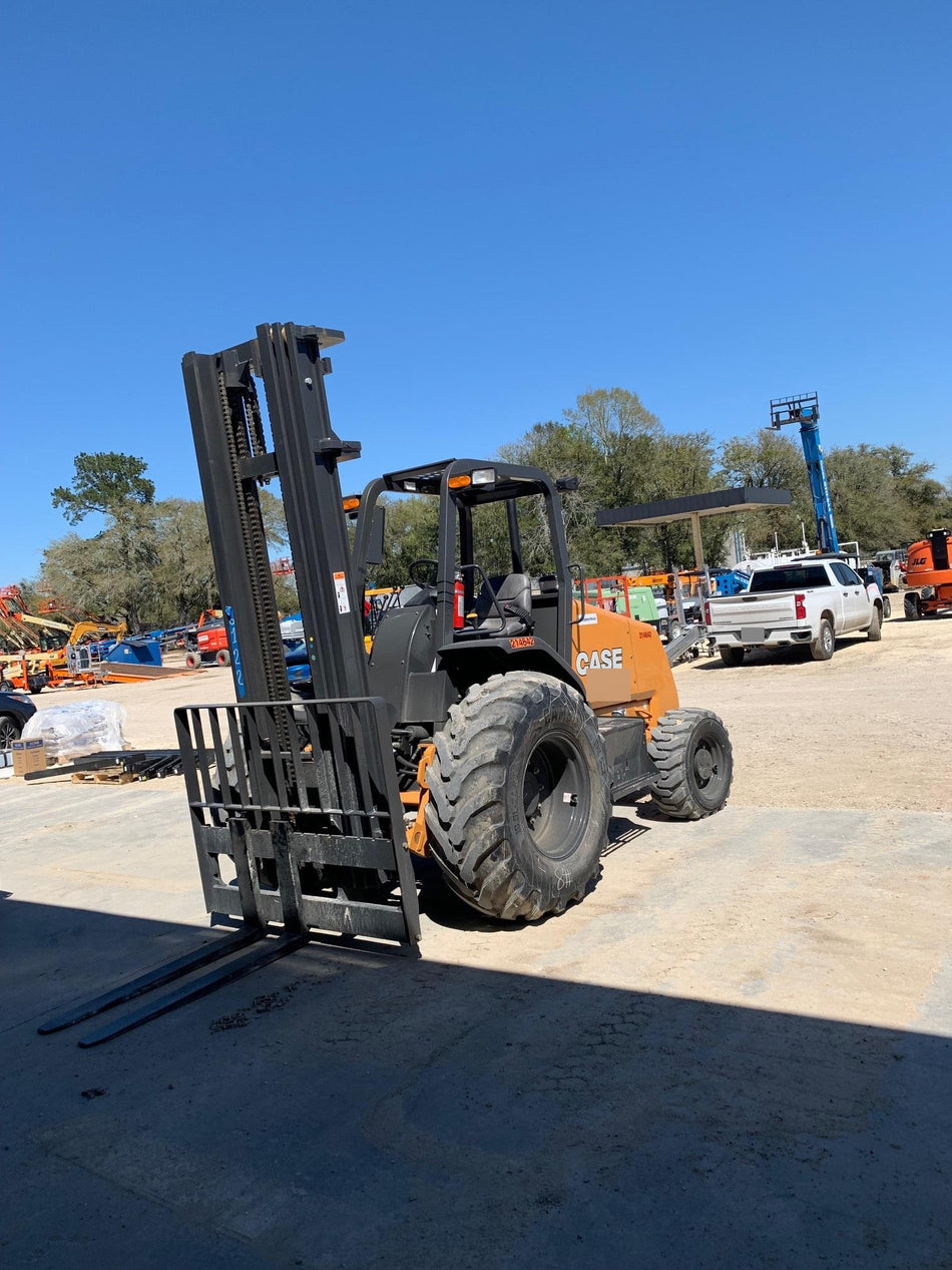 2022 CASE 588H