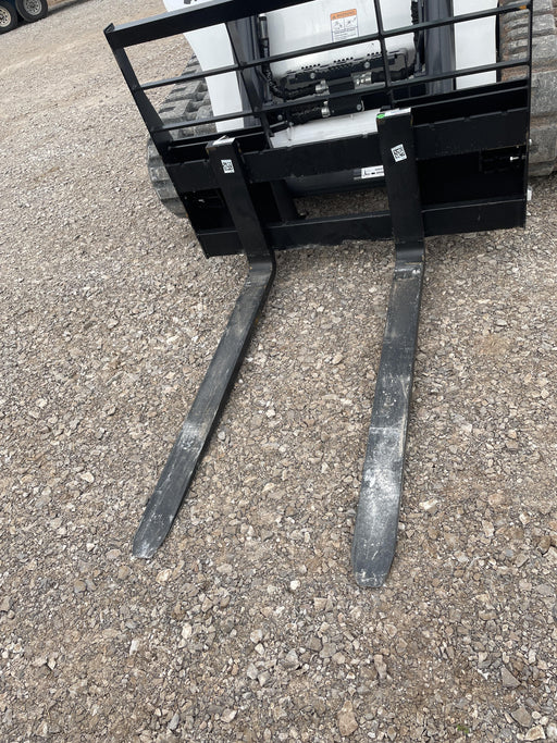 2023 ARROW MATERIAL HANDLING 48" Pallet Forks - Arrow