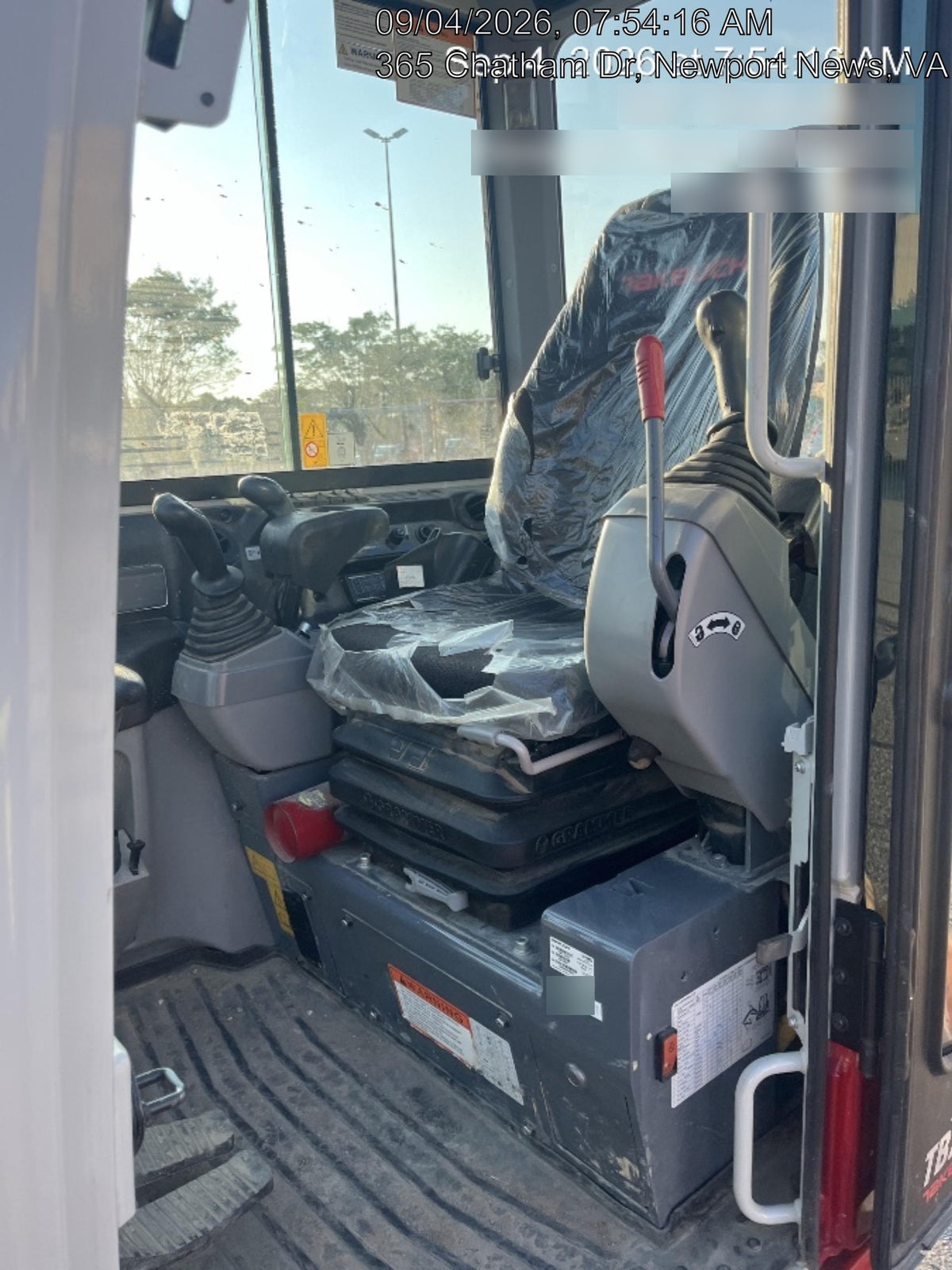2025 TAKEUCHI TB235-2CR
