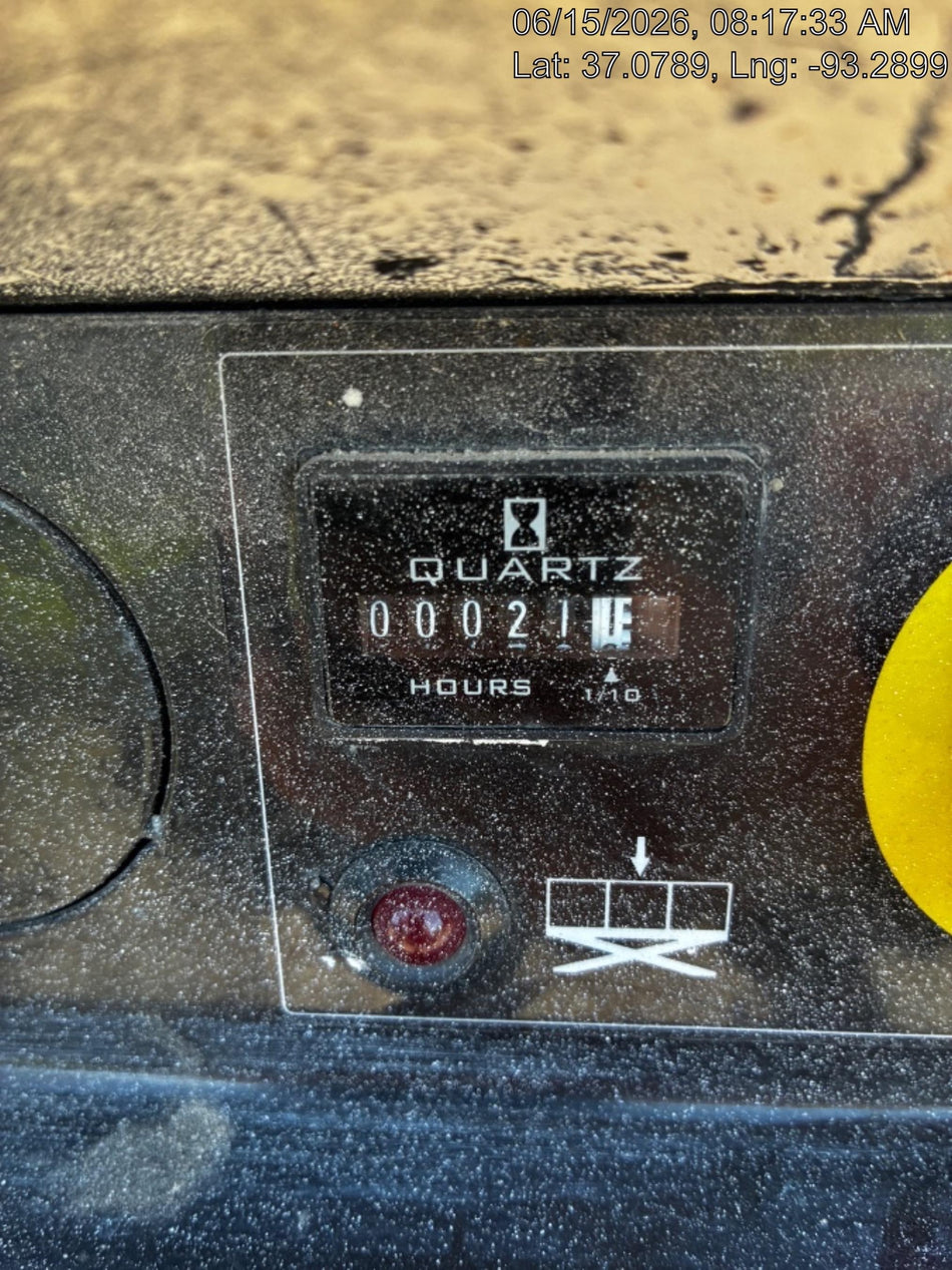 2023 JLG ES1932