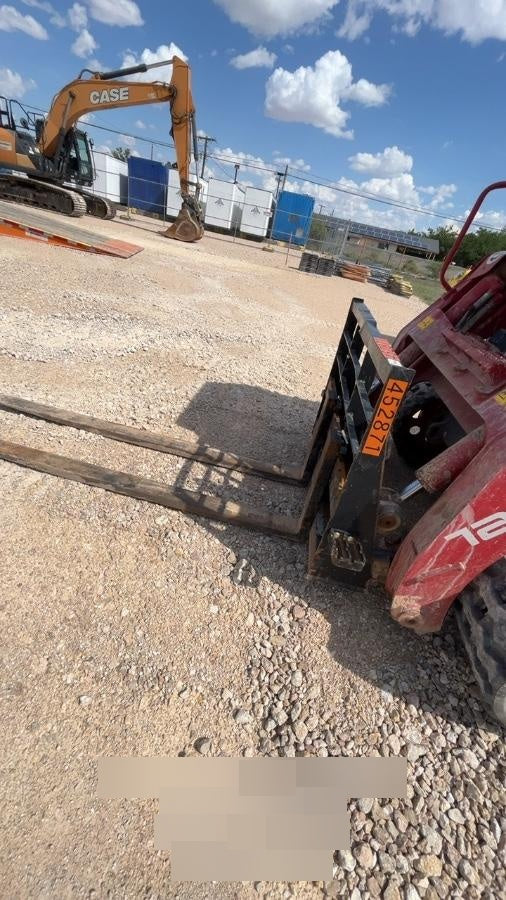 2019 PALADIN 48" Pallet Forks - Paladin