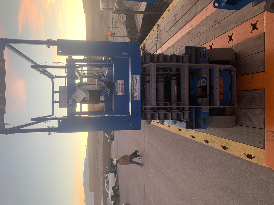 2020 Genie GS-2632 Solid NM Tires, Folding Rails with Half-Height Swing Gate, Beacon