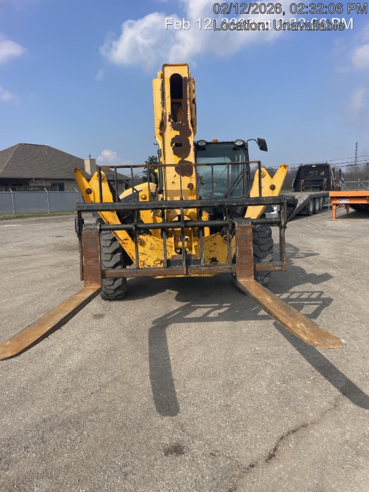 2019 JCB 510-56 74 HP w/CAB/HVAC, Beacon, Worklights, Aux Hydraulics, Solid Tires 66" Carriage/60" Forks