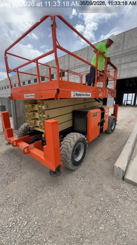2020 JLG 430LRT