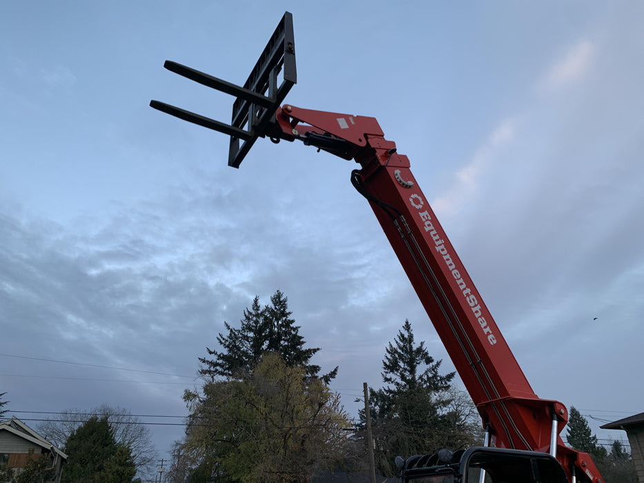 2020 MANITOU MTA8044