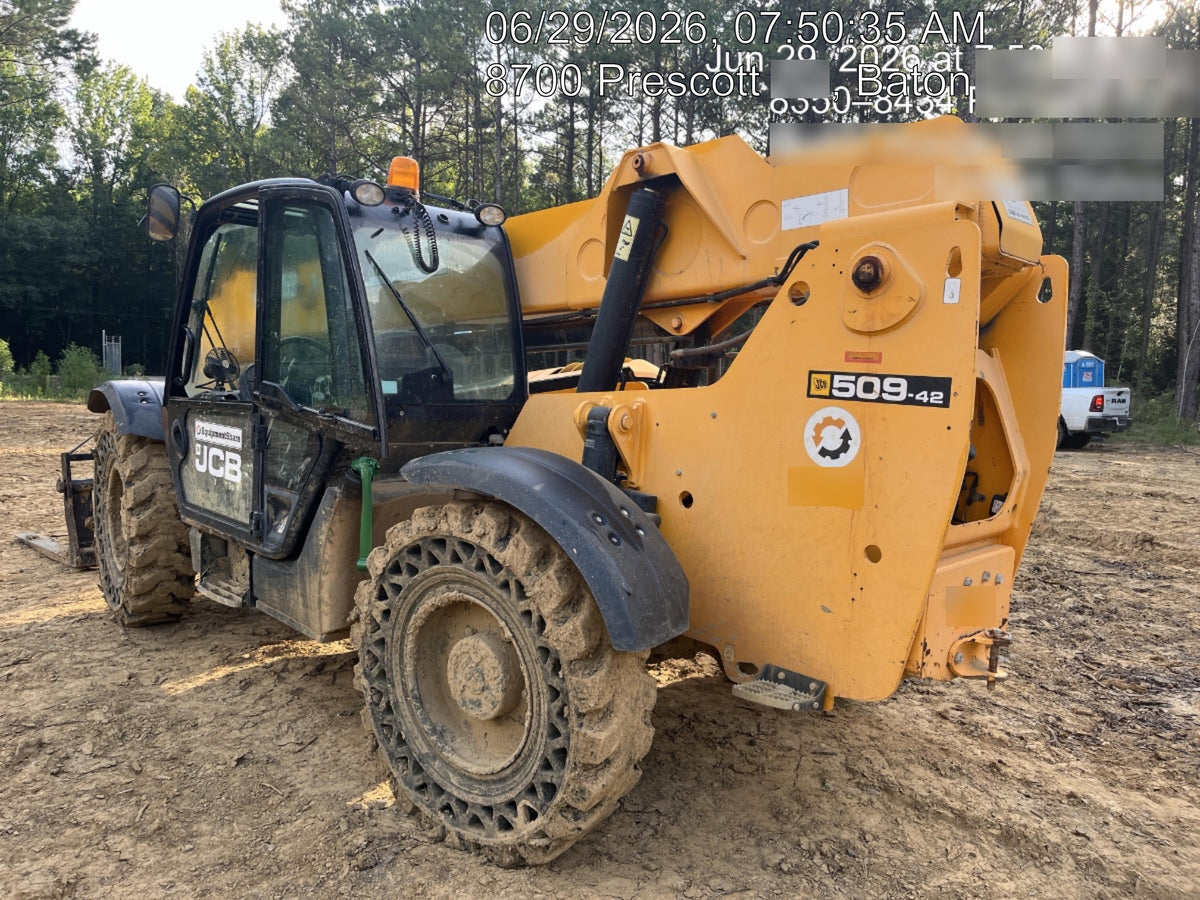 2019 JCB 509-42 Cab/Heat/Air, 74 HP, Solid Tires, STD Worklight, Beacon, Aux Hydraulics, Lifting Eye, Back up Alarm w/66" Carriage/60" Forks