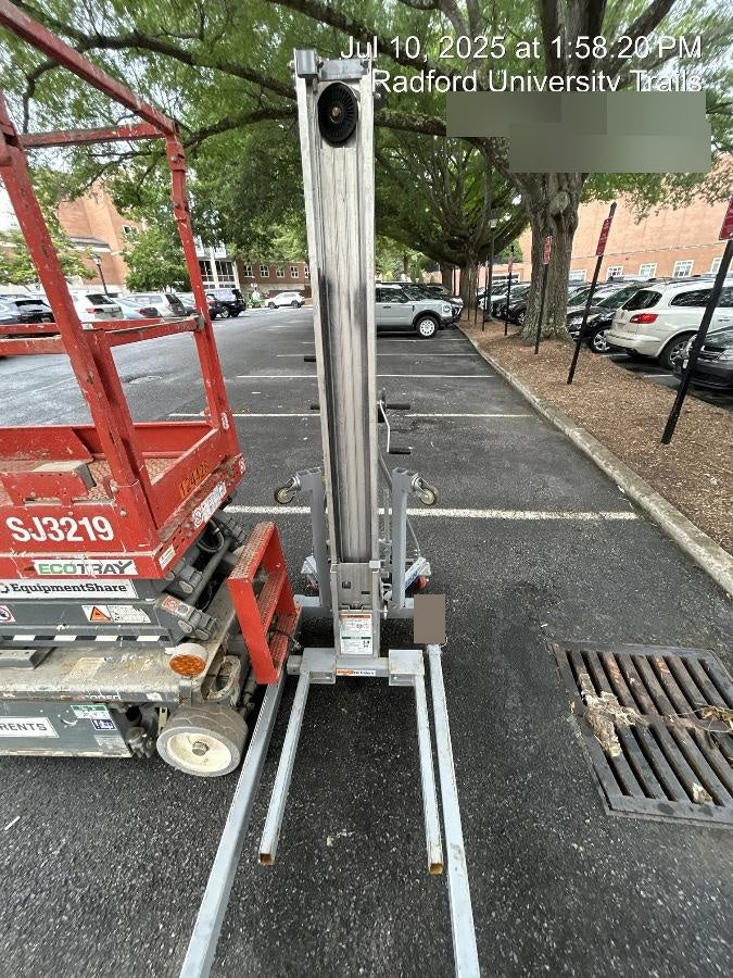 2020 GENIE SLC-24