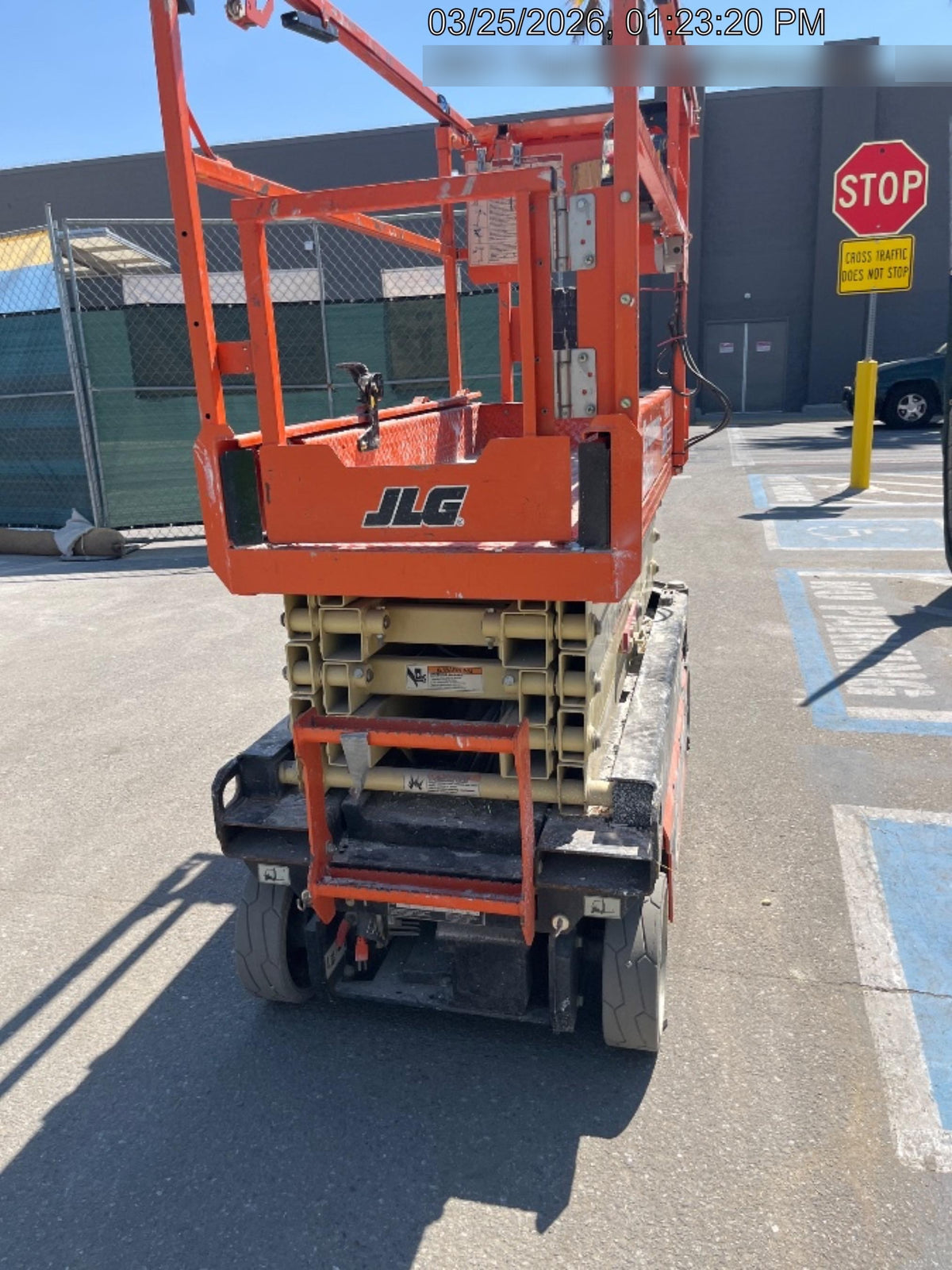 2022 JLG ES1932