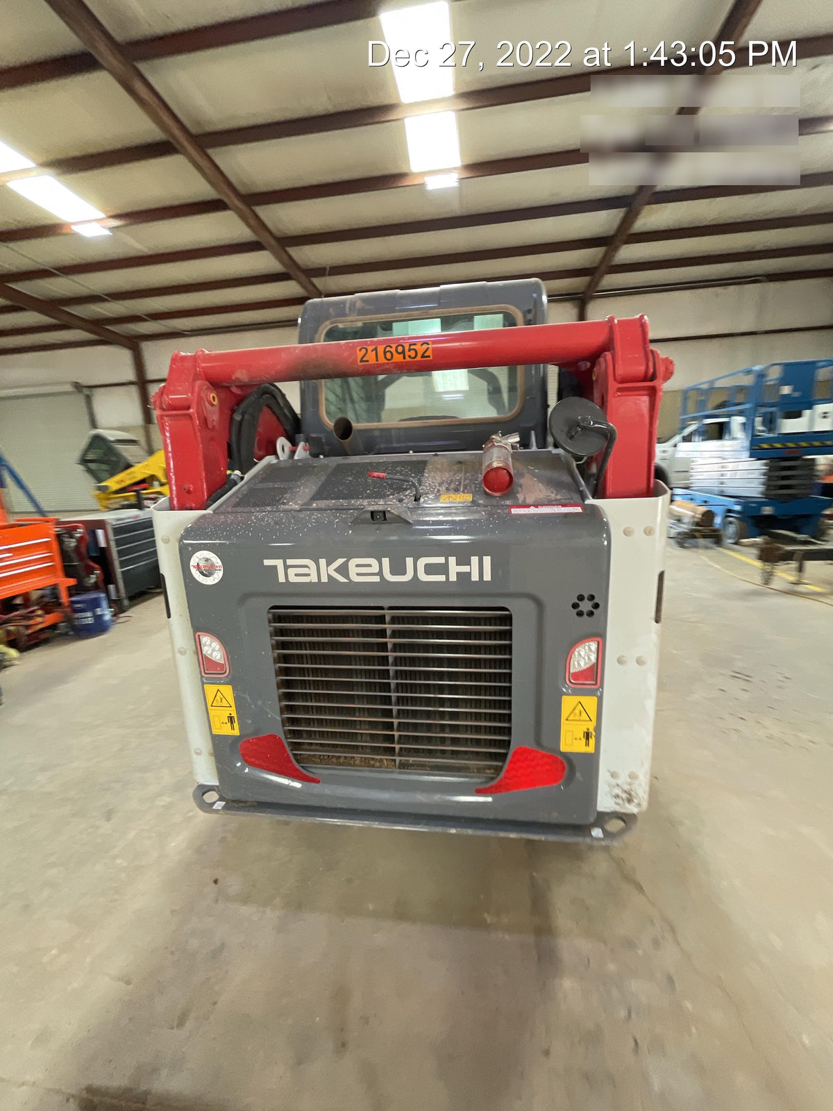 2022 TAKEUCHI TL10V2-CR