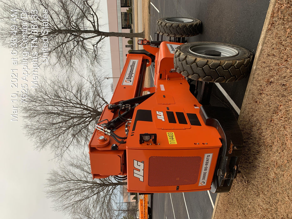 2020 Skytrak 8042 74 Hp, FF Tires, Work Lights, Beacon, Aux Hydraulics, Back up Alarm, Lifting Eye, ES Decals