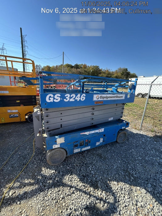 2020 Genie GS-3246 Standard, Folding full height swing gate