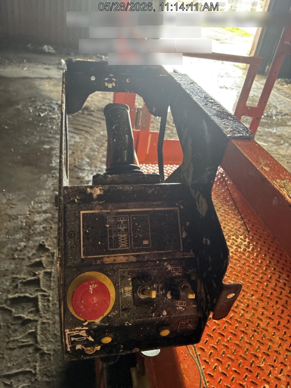 2021 JLG ES1932