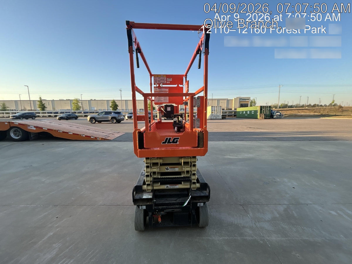 2025 JLG ES1932