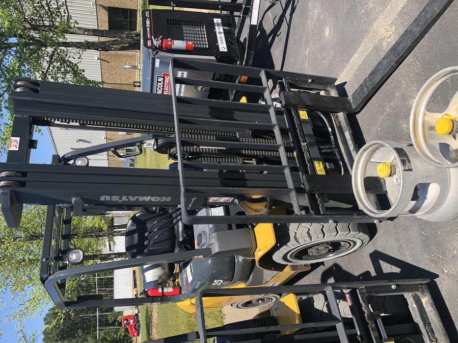 2020 KOMATSU FG25T-16