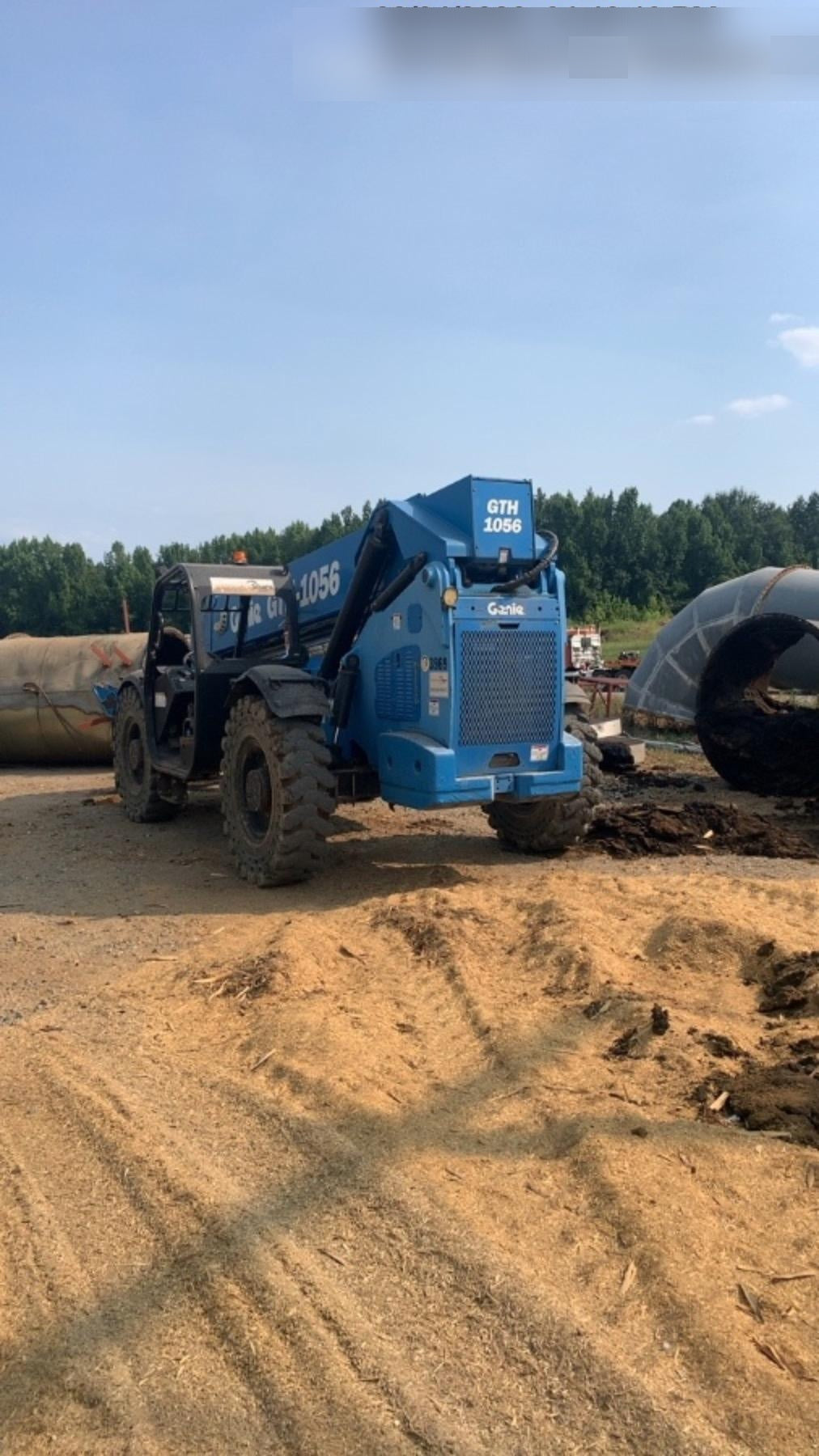 2017 GENIE GTH-1056