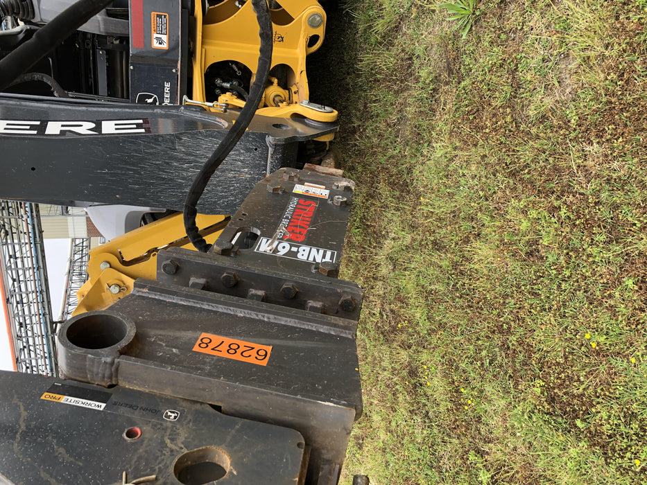 2019 John Deere 310LEP 4wd, Canopy, Standard dipper, ISO, Rear Auxiliary Hydraulics, Manual QC 12”, 18”, and 24” buckets