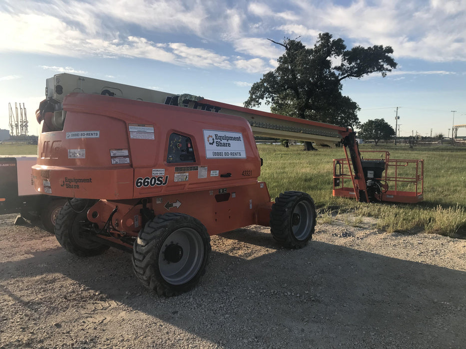 2019 JLG 660SJ