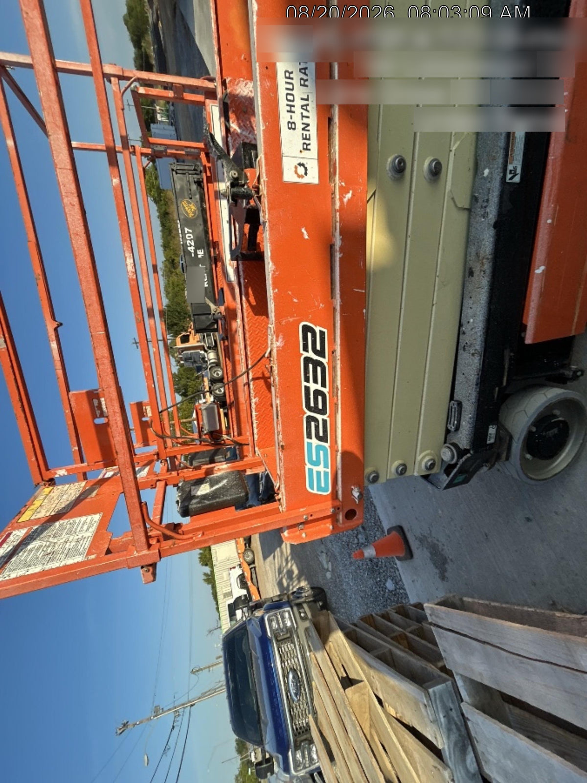2022 JLG ES2632