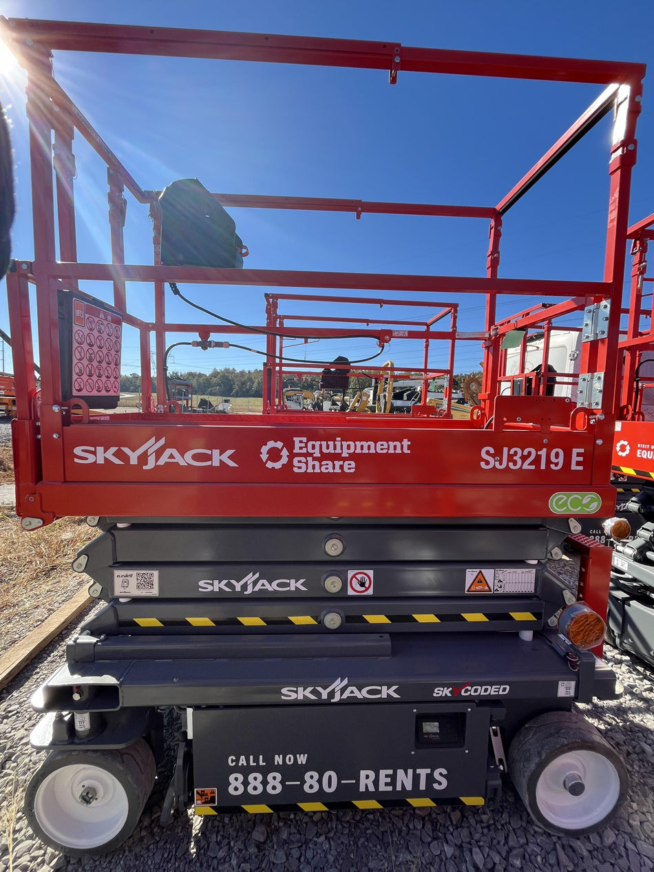 2024 Skyjack SJ3219 Electric Drive, Sld NM Tires, DBcns, RFRails, Power to Platform, T3 + Access Control