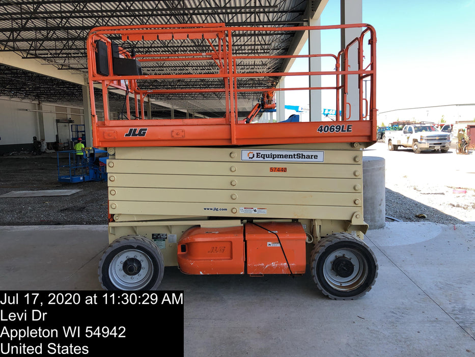 2008 JLG 4069LE