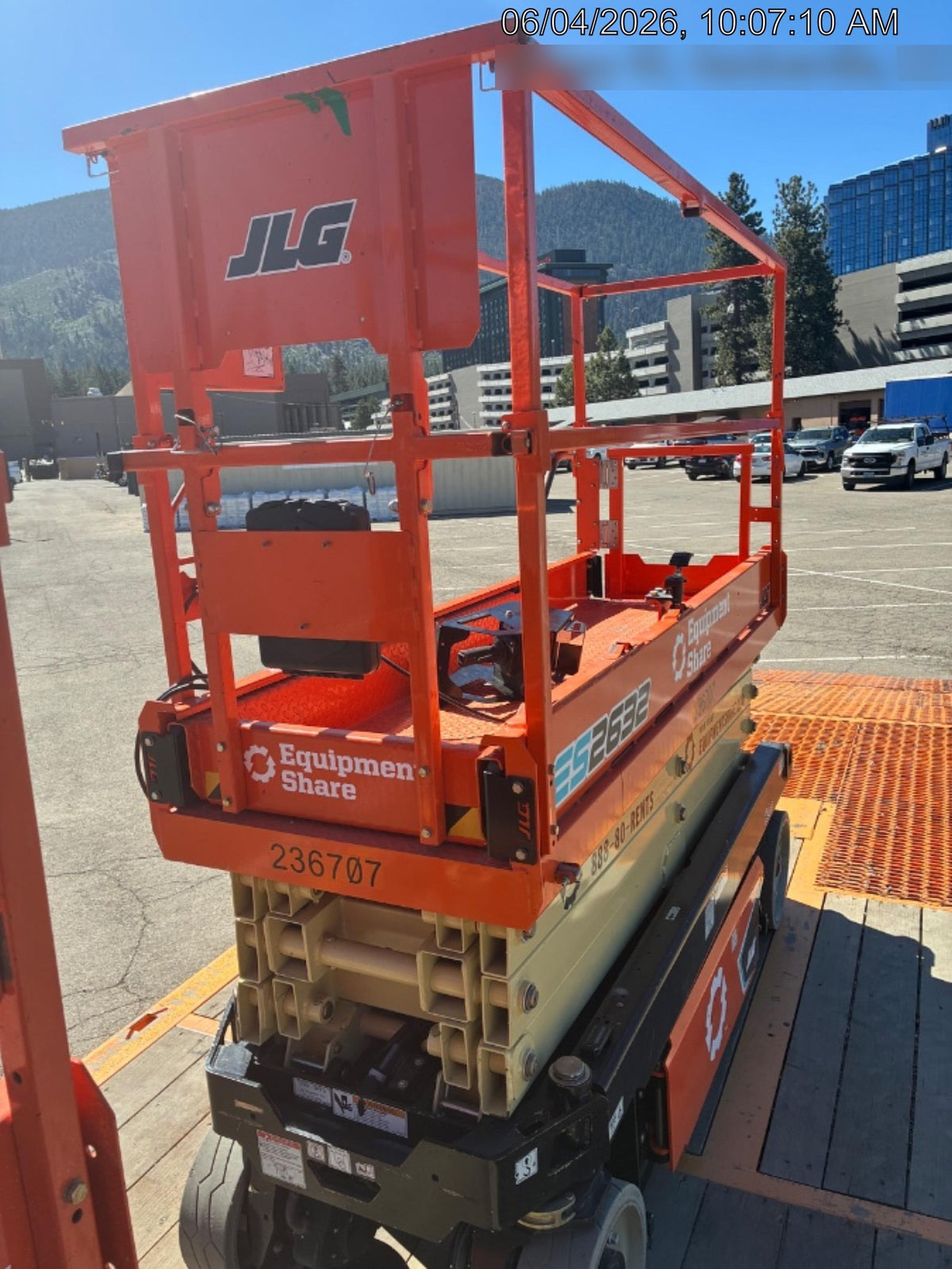 2022 JLG ES2632