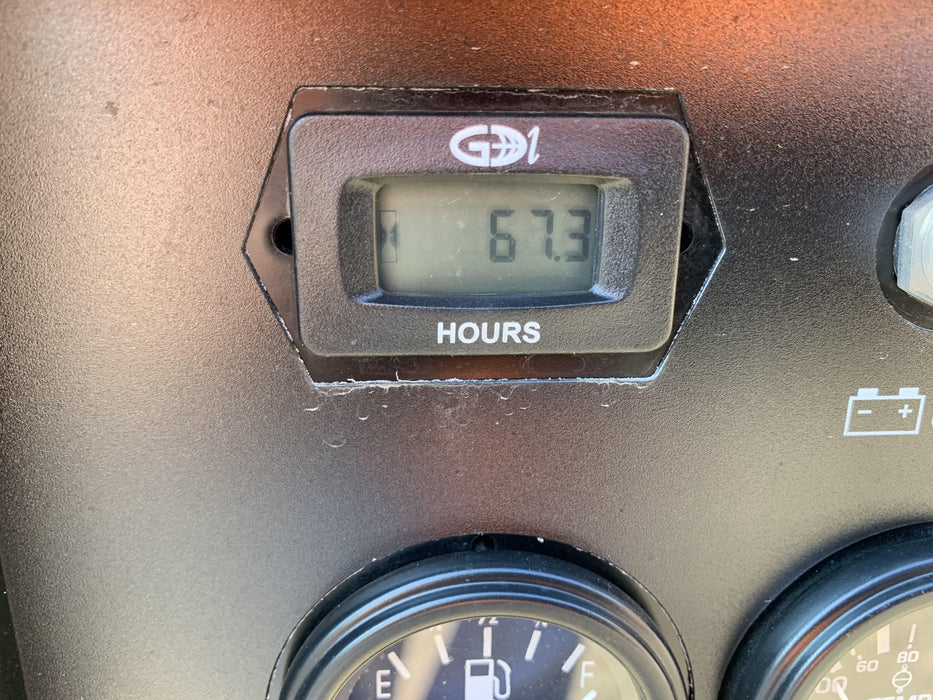 2021 Lincoln Electric Vantage 322 Vantage 322 Ready Pak 3 w/ Decals, ORANGE (includes trailer, cable rack, fender light kit) NO Telematics