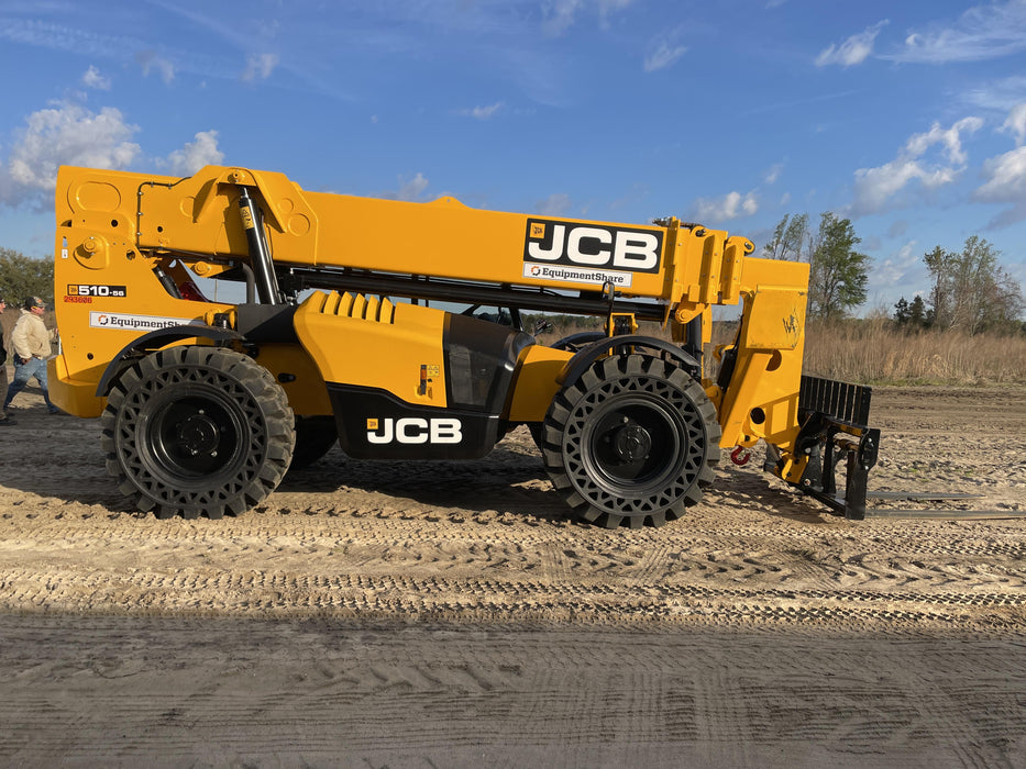 2023 JCB 510-56