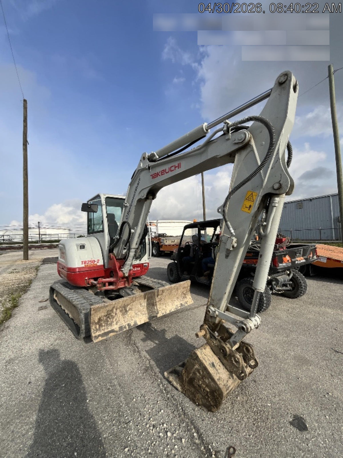 2025 TAKEUCHI TB250-2CR