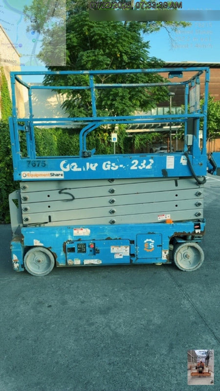 2017 Genie GS-3232 Genie GS3232 Lift w/Folding Rails and Swing Gate