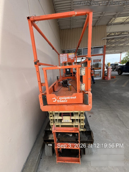 2023 JLG ES2632