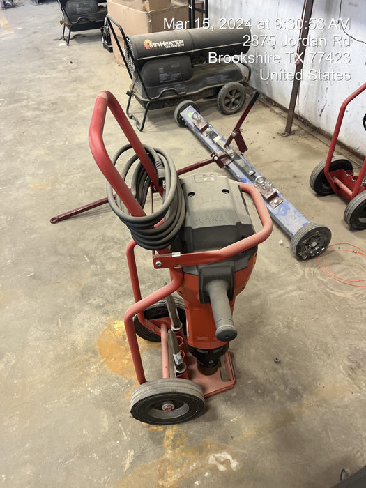 2023 HILTI TE 3000-AVR