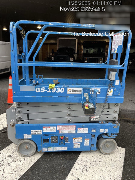 2019 Genie GS-1930 Half Height Swing Gate, 800W Inverter