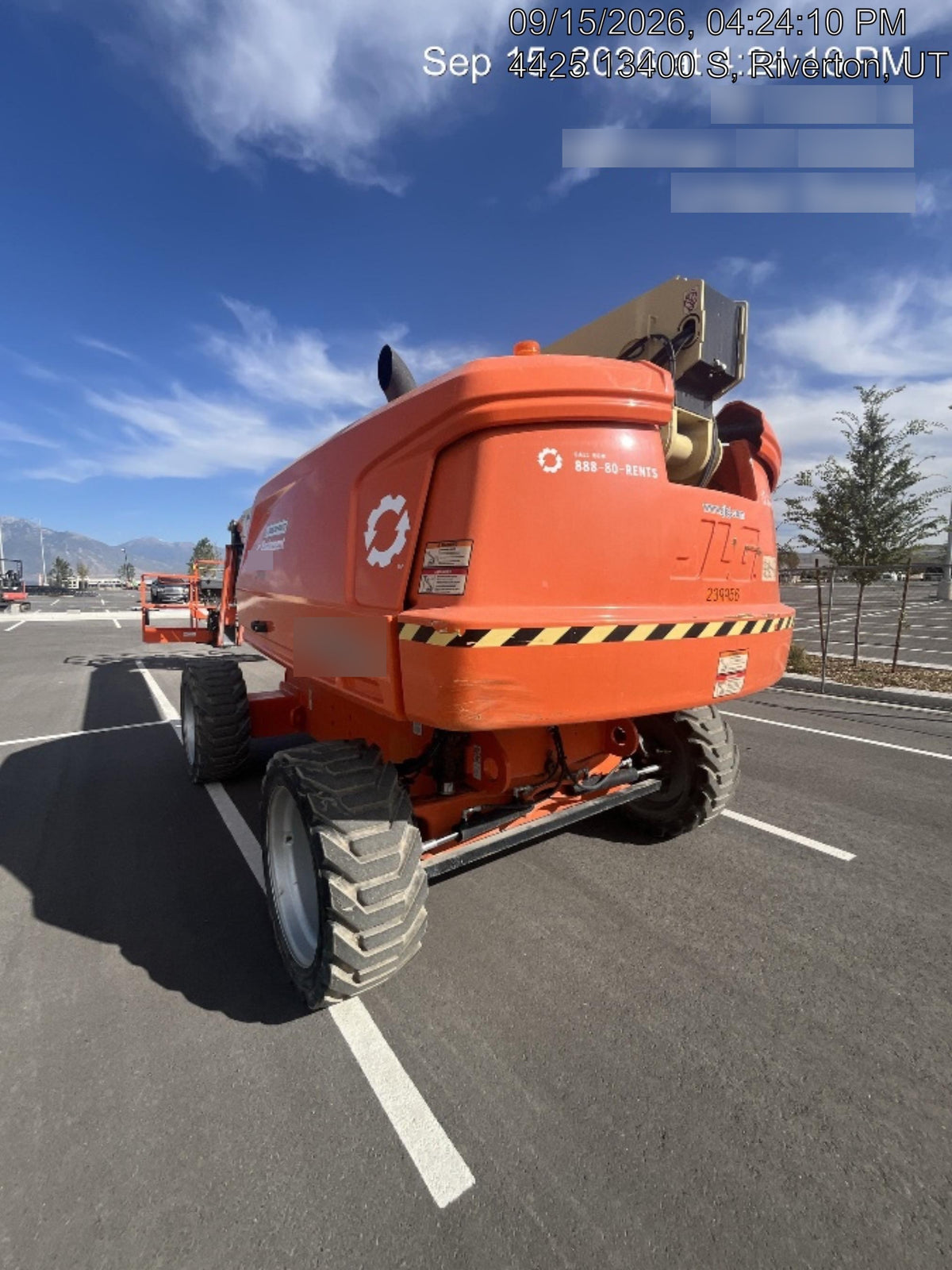 2022 JLG 660SJ