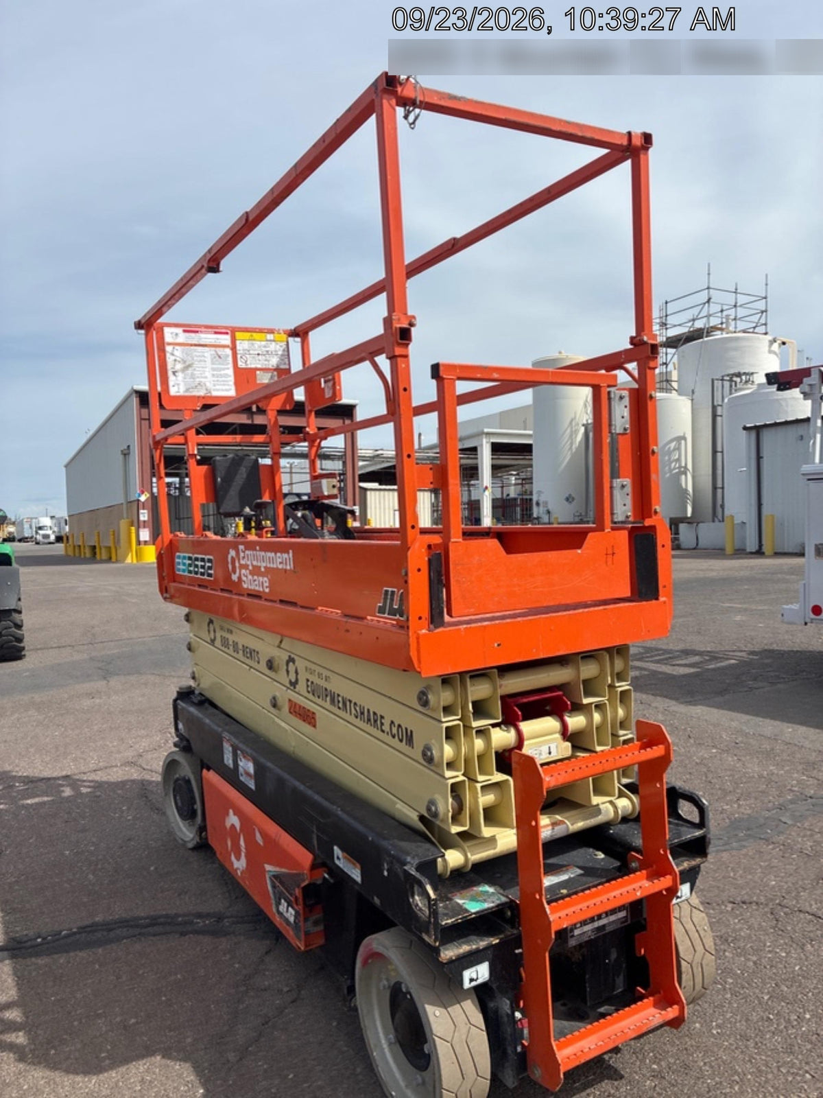 2022 JLG ES2632