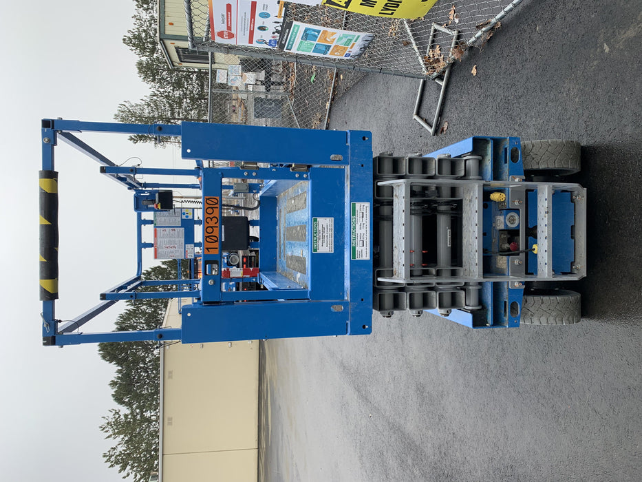 2020 Genie GS-2632 Solid NM Tires, Folding Rails with Half-Height Swing Gate, Beacon, 800W Invertor