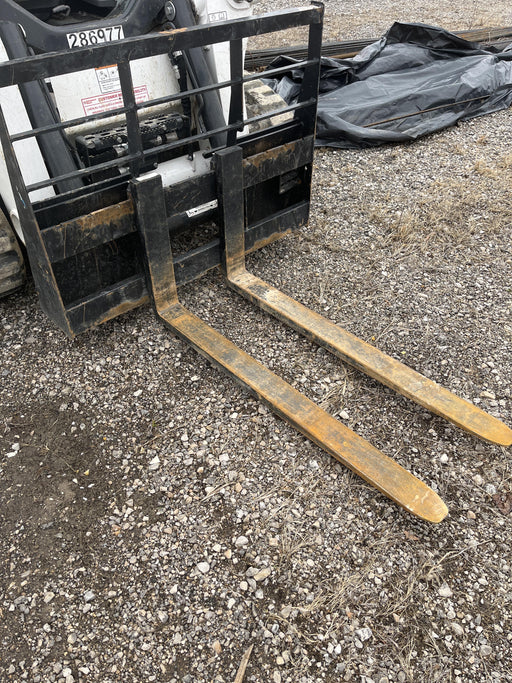 2022 PALADIN 48" Pallet Forks - Paladin